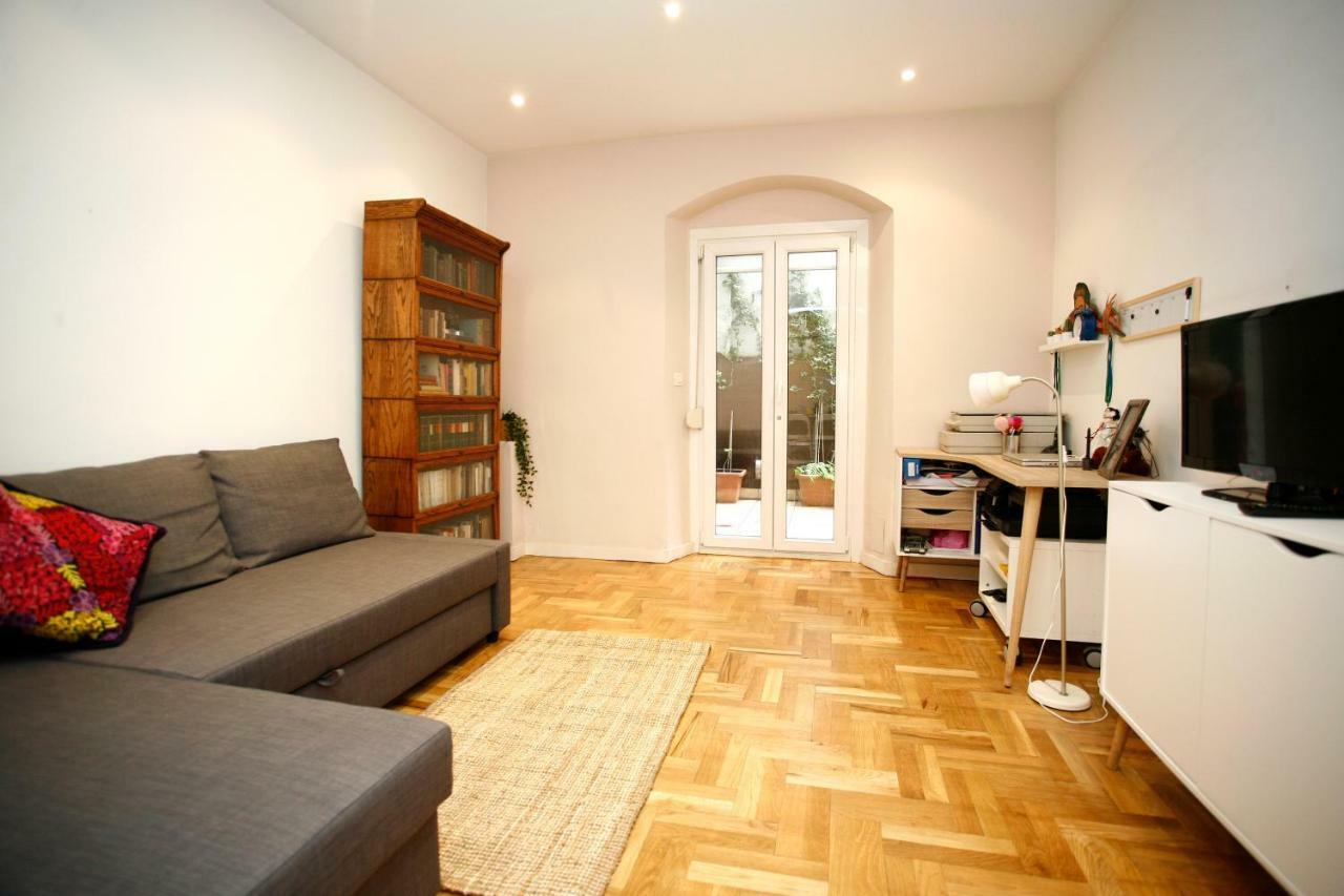 Piso Centrico Con Patio Apartment Bilbao Bagian luar foto